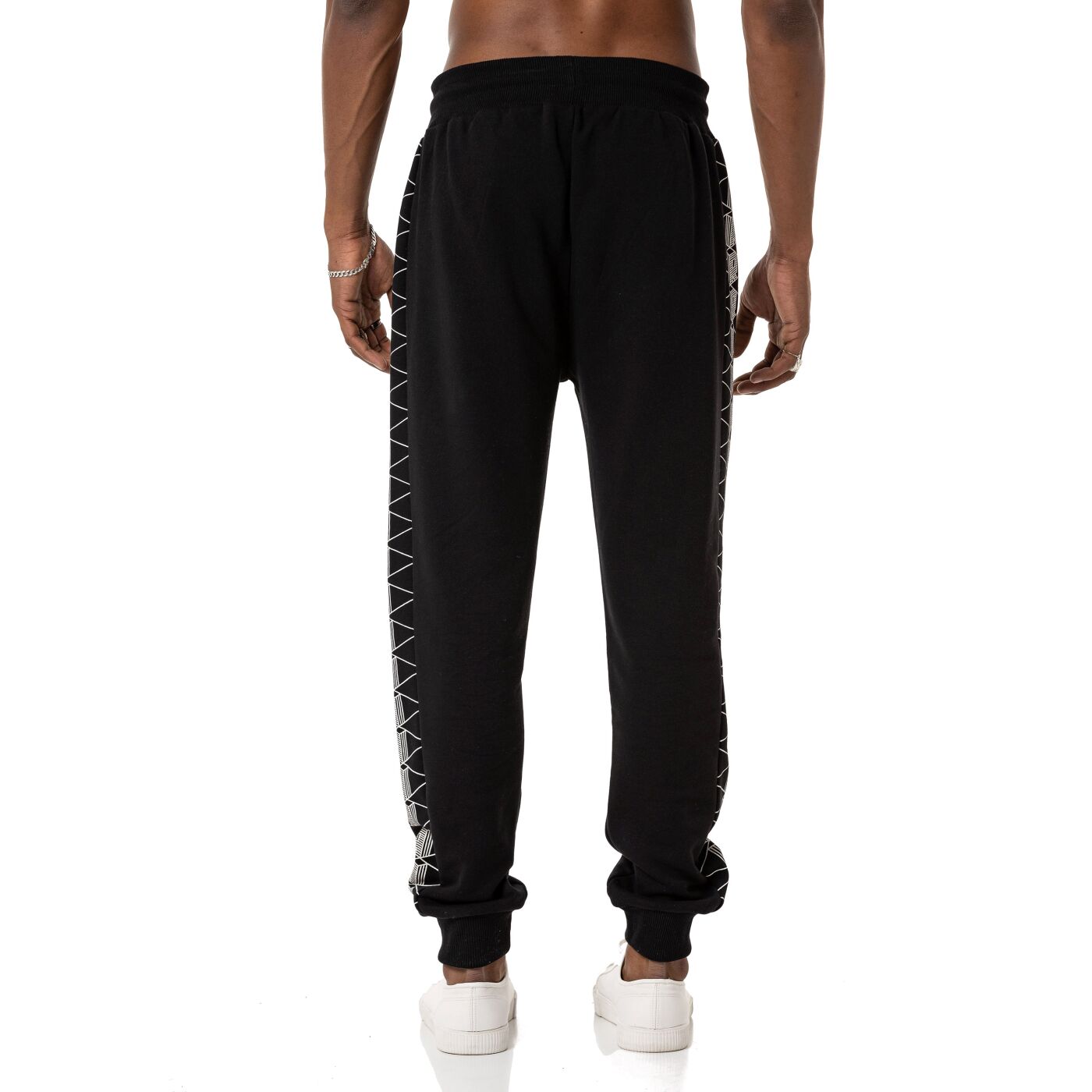 Redbridge RONAN Pantalón de jogging para hombre negro M4246